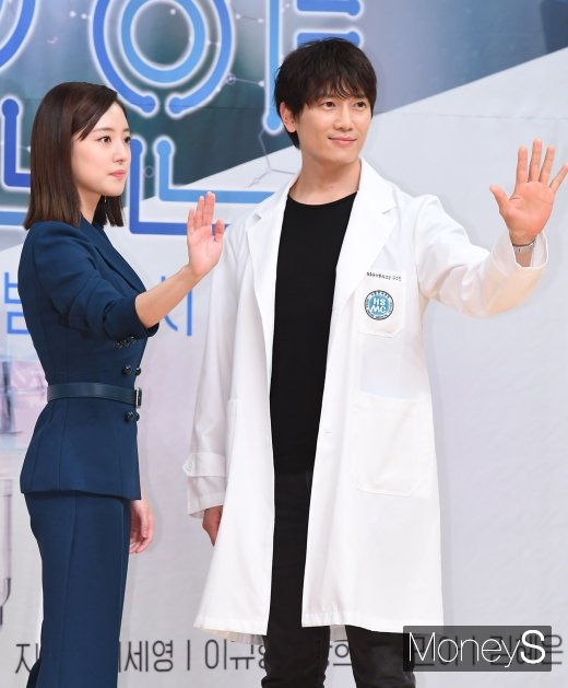 [머니S포토] '의사요한' 이세영·지성, 사람을 살리는 손