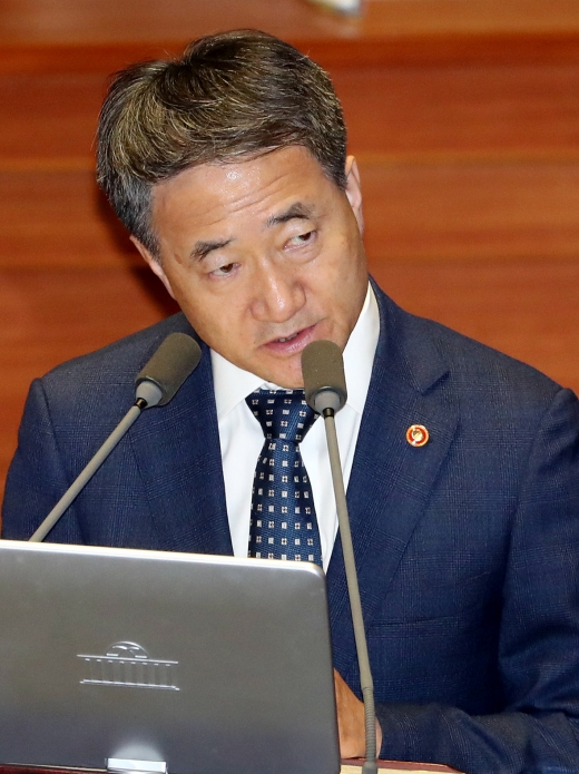 박능후 보건복지부 장관이 지난 11일 오후 서울 여의도 국회 본회의장에서 열린 교육·사회·문화분야 대정부질문에서 답변하고 있다. /사진=뉴시스 홍봉진 기자