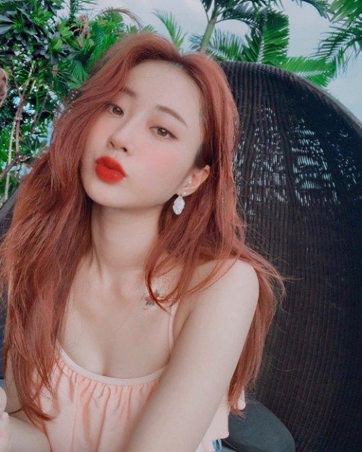 경리, '가슴골' 아찔 섹시미