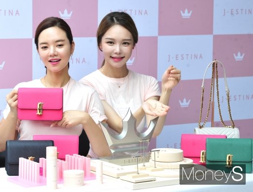 [머니S포토] 뉴 제이에스티나로 브랜드 리뉴얼 '조엘 컬렉션' 론칭