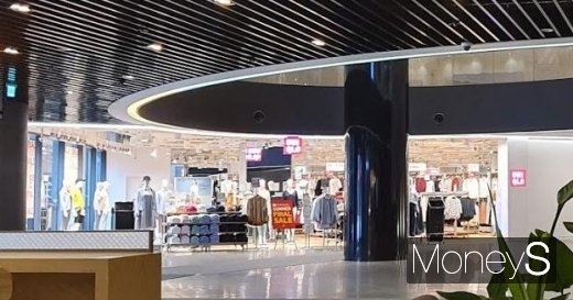 ▲일본제품 불매운동이 진행되는 가운데 한산한 서울 시내 유니클로 매장
