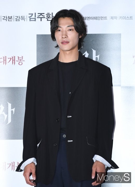 [머니S포토] '사자' 우도환, 묘하게 끌리는 외모