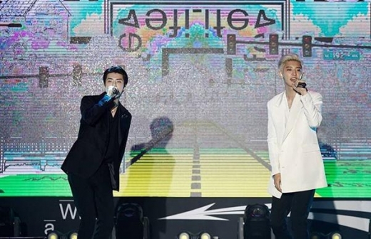 '엑소 유닛' 세훈 찬열, 쇼케이스서 '시크미 발산'