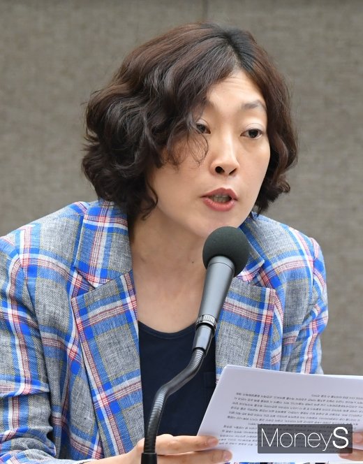 [머니S포토] 인사말 하는 박혜미 프로그래머