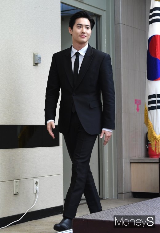 [머니S포토] 엑소 수호, 시선 잡는 남신 비주얼