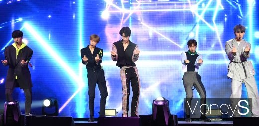 [머니S포토] CIX(씨아이엑스) '여심 들어와~'