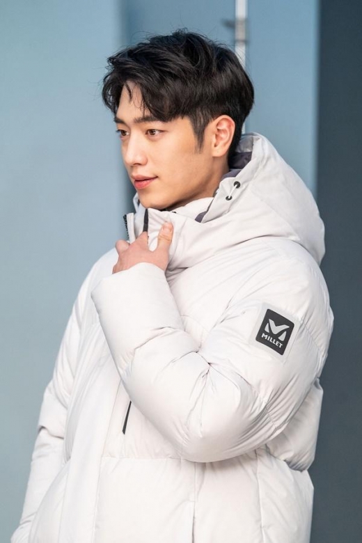 [★화보] 서강준, 비하인드컷 속 '만찢남' 비주얼