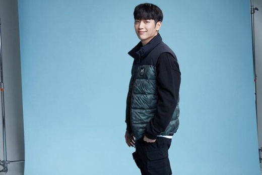 [★화보] 서강준, 비하인드컷 속 '만찢남' 비주얼
