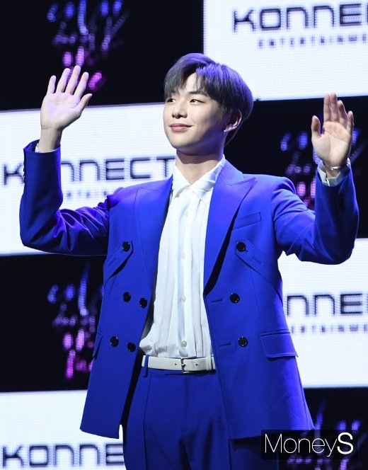 [머니S포토] 강다니엘 '이 구역 만찢남은 나야 나'