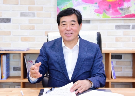 안산시가 윤화섭 시장의 공약사항이기도 한 '공동체 회복사업'으로 기초자치단체장 매니페스토 우수사례로 최우수상을 받았다. / 사진제공=안산시