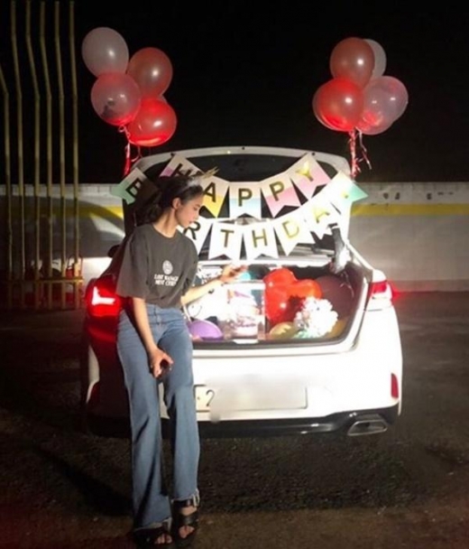 '생일파티' 신세경, 우월한 비주얼