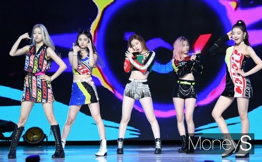 [머니S포토] ITZY(있지),  5개월 만에 'ICY(아이씨)'로 컴백