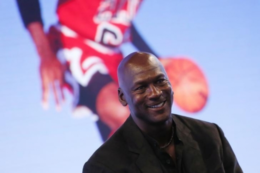 NBA 무대에서 시카고 불스와 함께 두 차례나 스리핏(파이널 3연패)를 달성하면서 '황제' 자리에 올랐던 마이클 조던. /사진=로이터