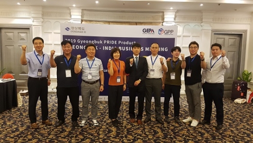 경북프라이드상품 해외시장개척단 활동 모습. /사진=경상북도 제공.