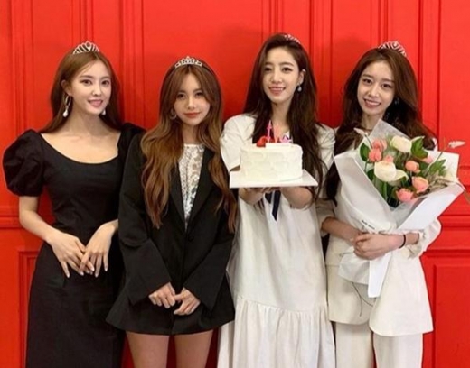 티아라, 10주년 자축… 