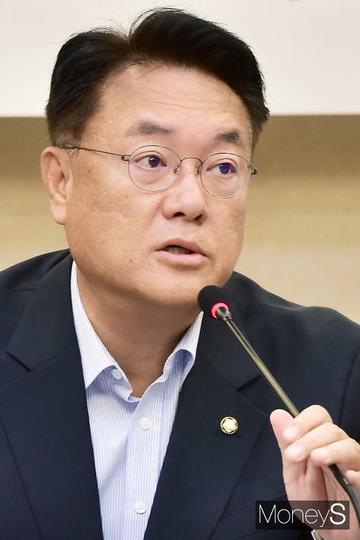 [머니S포토] 정진석, 