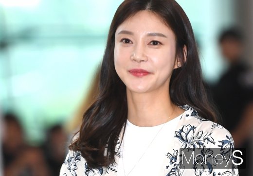 [머니S포토] 차예련, 감탄사 나오는 실물 미모