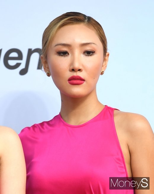 [머니S포토] 마마무 화사, 이국적인 메이크업(2019 MGMA)