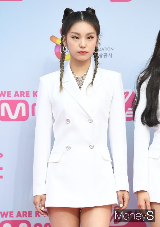 [머니S포토] ITZY(있지) 예지 '매혹적인 눈빛'(2019 MGMA)