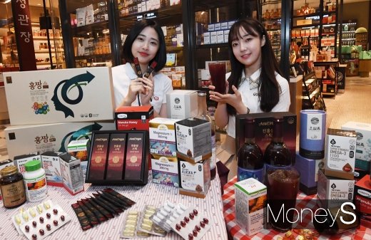 [머니S포토] 수능 D-100 '수험생에게 건강을 선물하세요'