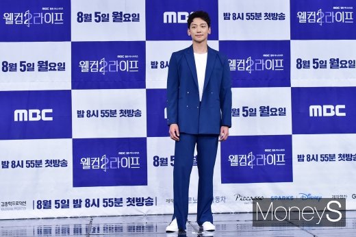 [머니S포토] 정지훈, '마흔 앞둔 새로운 도전…시청률은 운명인 듯'