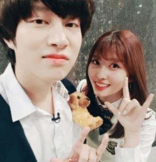 김희철 모모. /사진=김희철 인스타그램 캡처