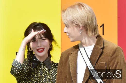 [머니S포토] 가요계 공식커플 현아-이던, 오늘도 알콩달콩