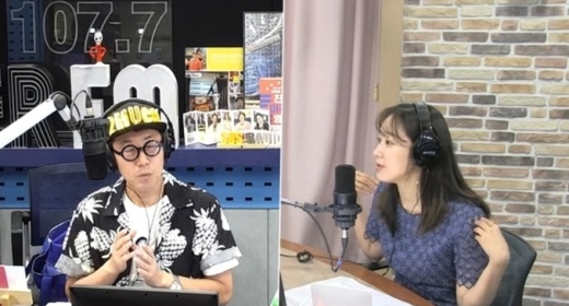 김영철(왼쪽) 주시은 아나운서. /사진=SBS 김영철의 파워FM 방송 캡처    