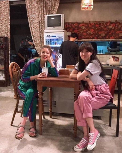 '동백꽃 필 무렵' 공효진 손담비, 옛 배경 '동안미모'