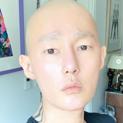 허지웅. /사진=허지웅 인스타그램 캡처    