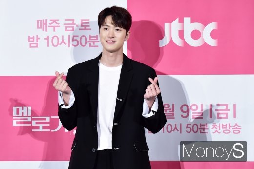[머니S포토] 1600만 흥행요정 공명, '이번 작품도 재밌습니다'