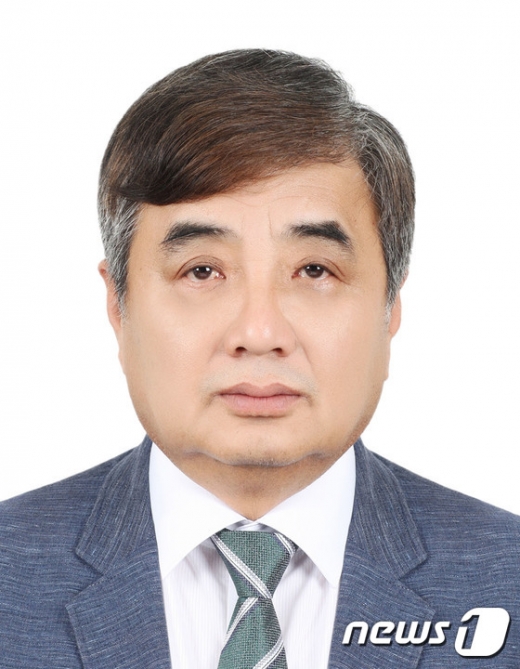 문재인 대통령이 9일 단행한 인사에서 방송통신위원장 후보자에 지명된 한상혁 민주언론시민연합 공동대표. /사진=청와대 제공