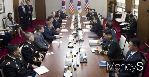 [머니S포토] 한-미 국방 장관 회담 주요 의제는?