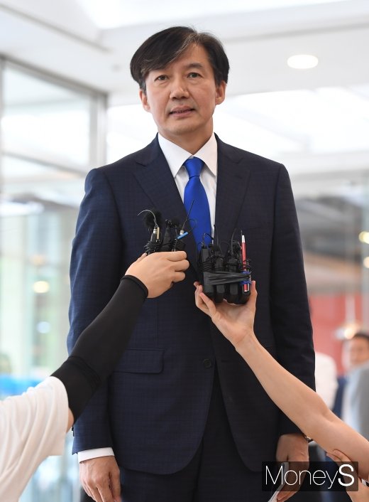 [머니S포토] 소감 밝히는 조국 법무부장관 후보자