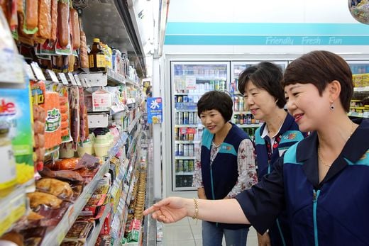 GS25 선배 경영주, 노하우 전수 … 자발적 협력활동 ‘점포만들기’ 7년째 진행중!!