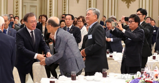 독립유공자 및 유족들과의 오찬 간담회. /사진=뉴시스    