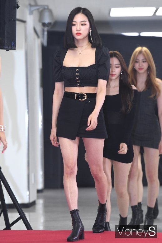 [머니S포토] CLC 장예은 '날이 갈수록 예뻐지네~'