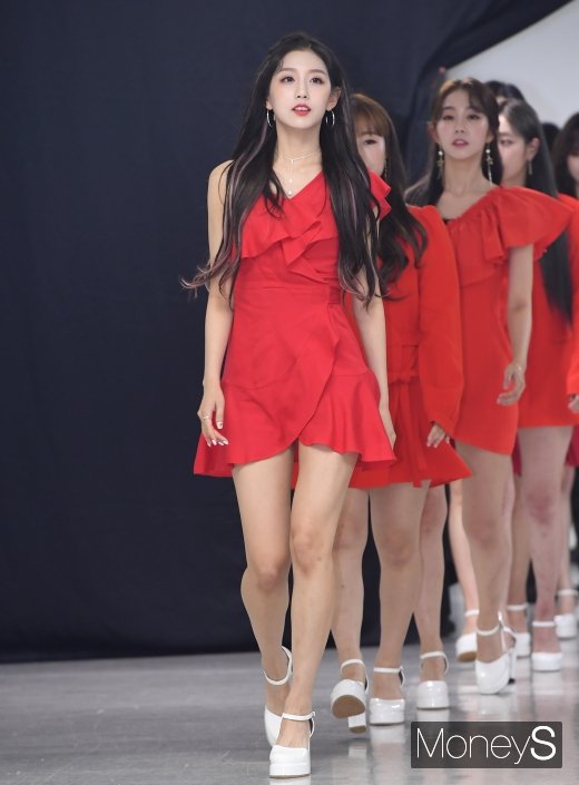 [머니S포토] 러블리즈 정예인, 감탄사 나오는 실제 비주얼