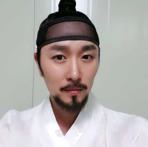 ©국엔터