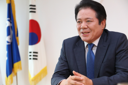 안양시(시장최대호)가 공직사회 비리근절과 일하는 분위기 확산 일환으로 공공분야 ‘갑질’ 근절을 위한 가이드라인을 마련해 시 산하 전부서와 기관에 시달했다고 밝혔다. / 사진제공=안양시