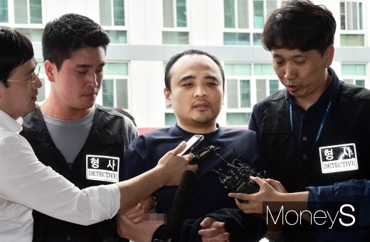 [머니S포토] 얼굴 가리지 않는 장대호