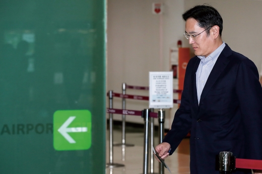 지난 7월7일 이재용 삼성전자 부회장이 김포공항을 통해 일본으로 출국하고 있다. /사진=뉴스1 민경석 기자