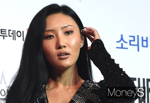 [머니S포토] 마마무 화사, 이국적인 메이크업(2019 SOBA)