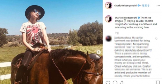 샬롯 캠프 뮬. /사진=샬롯 캠프 뮬 인스타그램 캡처    