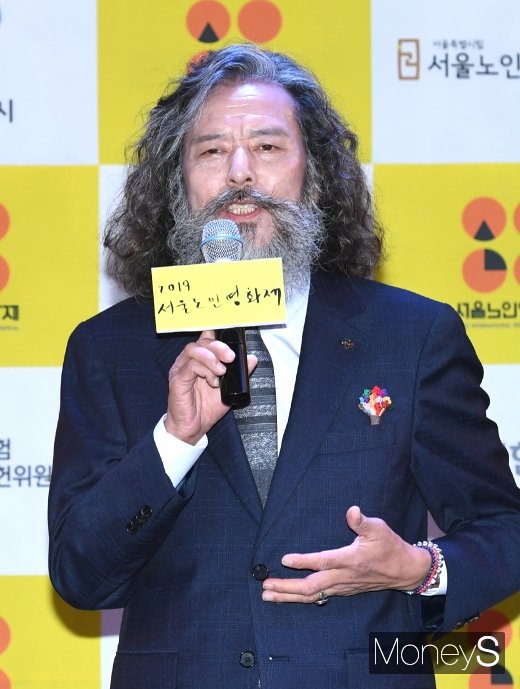 [머니S포토] 김칠두 '모델 일은 인생의 2막'