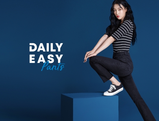 데일리지팬츠-데님_여성모델컷