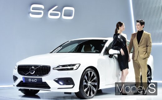 [머니S포토] 8년만에 풀체인지로 돌아온 볼보 S60
