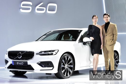 [머니S포토] 볼보 핵심차종 S60, 8년만에 완전 변경