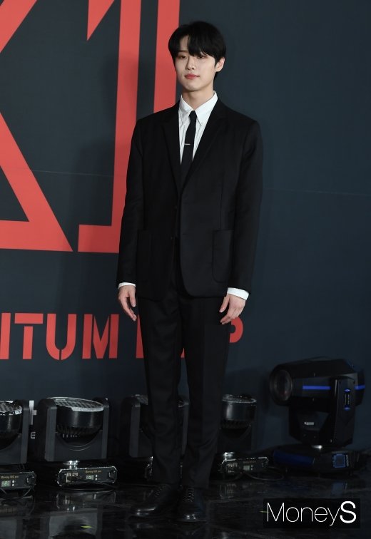 [머니S포토] 엑스원 조승연, 훈훈한 기럭지
