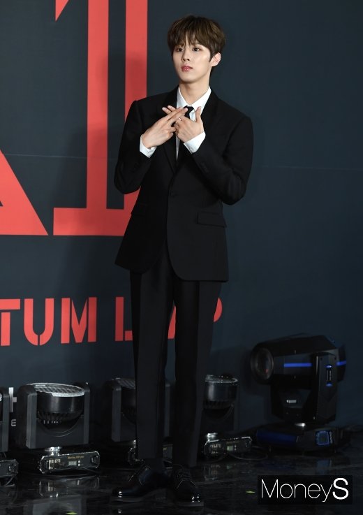 [머니S포토] 김우석 '업텐션 아닌 엑스원으로'